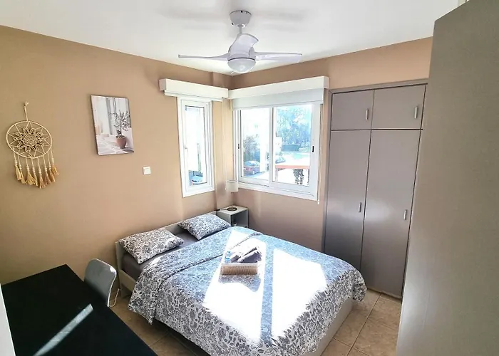 5 Min Walk To Beach, Perfect Seaside Escape Apartament *